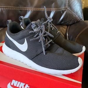 Nike Roshe One
